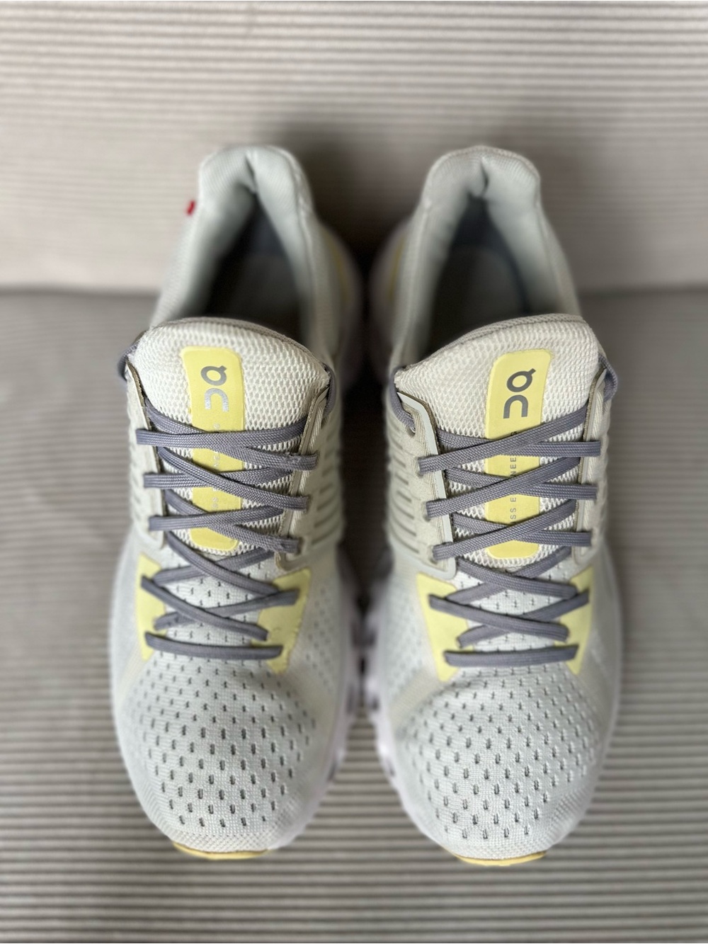 On Running Cloudswift 2.0 women's running sneakers “White/Limelight" size 8.5 - Picture 7 of 10